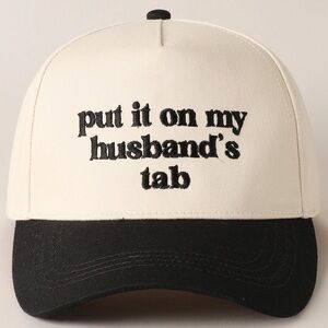 Black and White Women’s Cap
